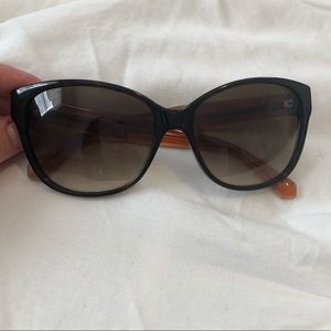 Marc by Marc Jacobs Sunglasses. Style MMJ 387/S